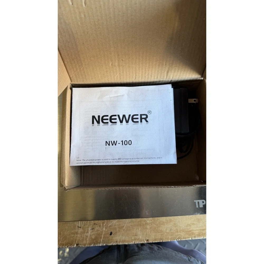 Neewer NW-100 48V‎ Phantom Power Supply 1 Channel w/ Adapter